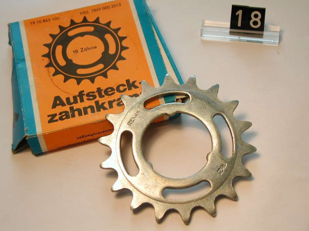 DDR Fahrrad Kettenrad Zahnkranz Ritzel Steckritzel RENAK 18 Z original NOS